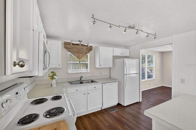 827 INDIAN BLUFF, Winter Haven, FL 33880