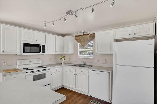 827 INDIAN BLUFF, Winter Haven, FL 33880