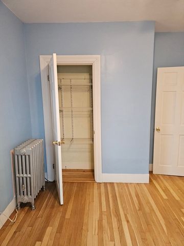 12 Hall St 12, Quincy, MA 02169