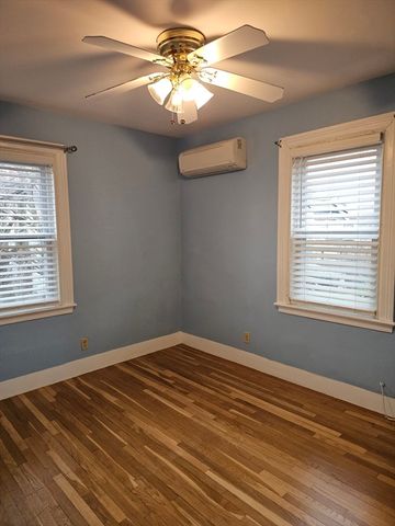 12 Hall St 12, Quincy, MA 02169