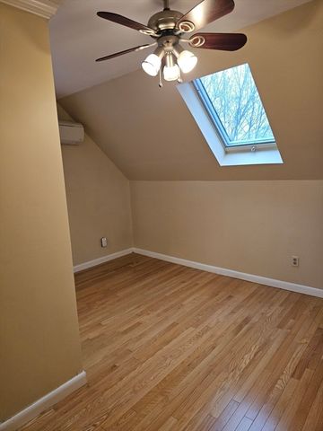 12 Hall St 12, Quincy, MA 02169