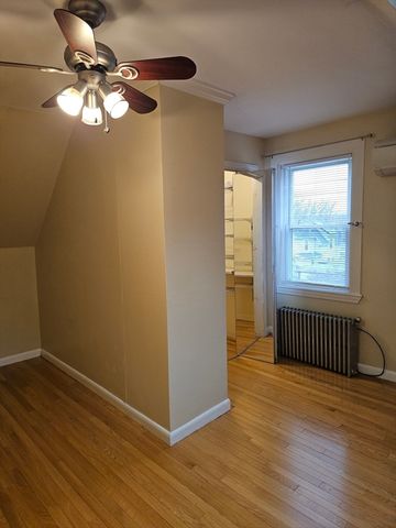 12 Hall St 12, Quincy, MA 02169