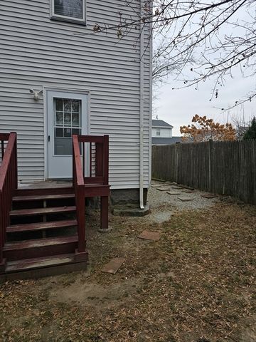 12 Hall St 12, Quincy, MA 02169