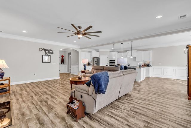 6060 Trieste St., Myrtle Beach, SC 29577