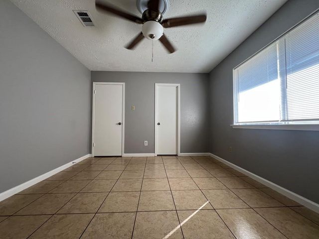 9311 Crescent Moon Drive, Houston, TX 77064