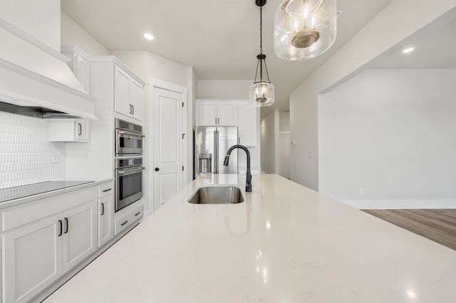 996 Triton Ave., Little River, SC 29566