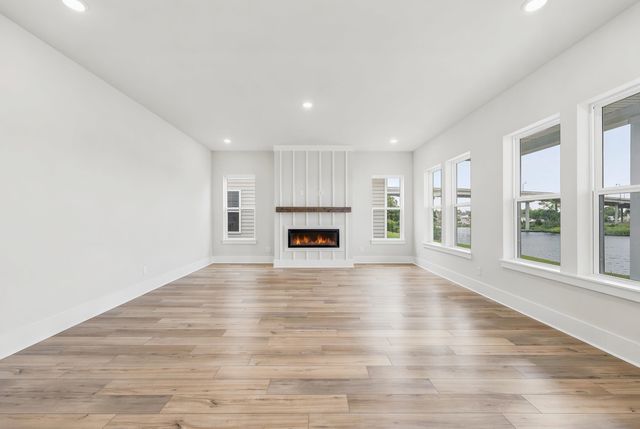 996 Triton Ave., Little River, SC 29566