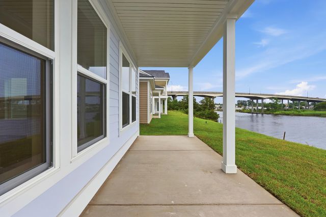 996 Triton Ave., Little River, SC 29566