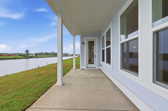 996 Triton Ave., Little River, SC 29566