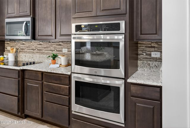 514 HERON LANDING Road, St. Johns, FL 32259