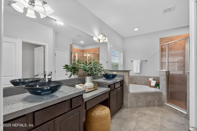 514 HERON LANDING Road, St. Johns, FL 32259