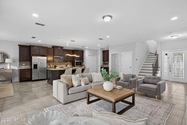 514 HERON LANDING Road, St. Johns, FL 32259