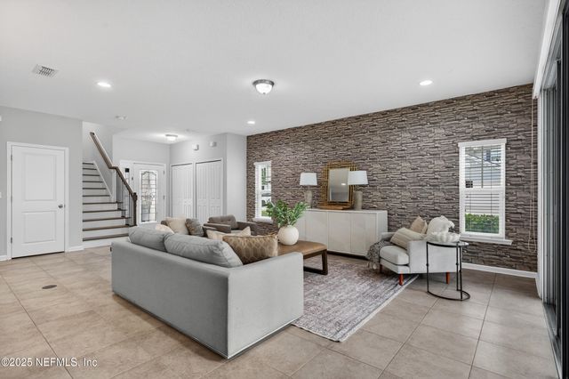 514 HERON LANDING Road, St. Johns, FL 32259