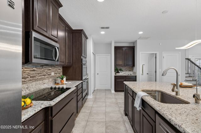 514 HERON LANDING Road, St. Johns, FL 32259