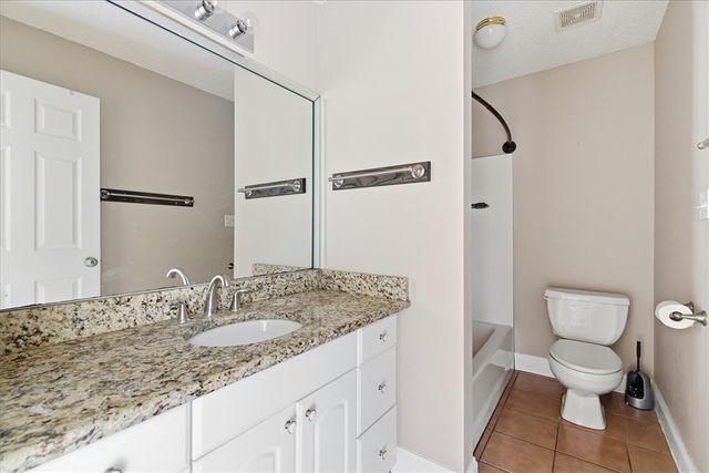 212 Watersedge Drive, Boiling Springs, SC 29316