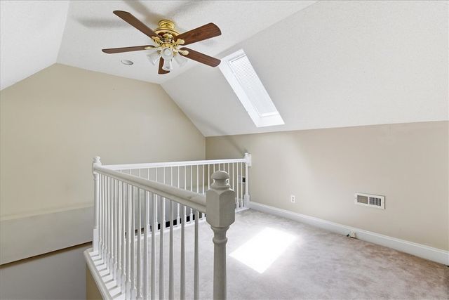 212 Watersedge Drive, Boiling Springs, SC 29316