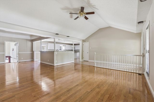 212 Watersedge Drive, Boiling Springs, SC 29316