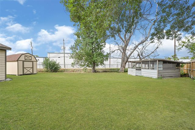 4803 Bethany Lane, Houston, TX 77039