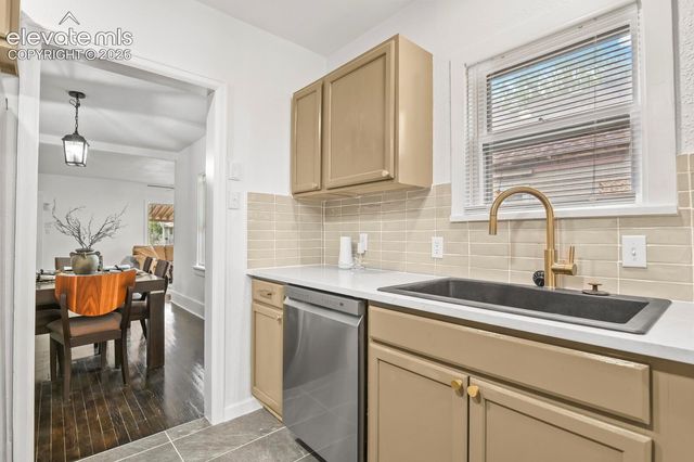 1017 E Evans Avenue, Pueblo, CO 81004