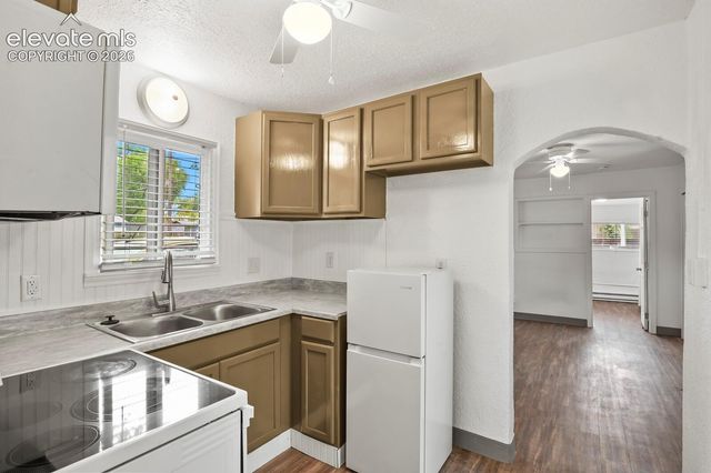 1017 E Evans Avenue, Pueblo, CO 81004