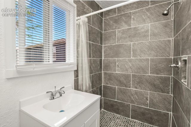 1017 E Evans Avenue, Pueblo, CO 81004