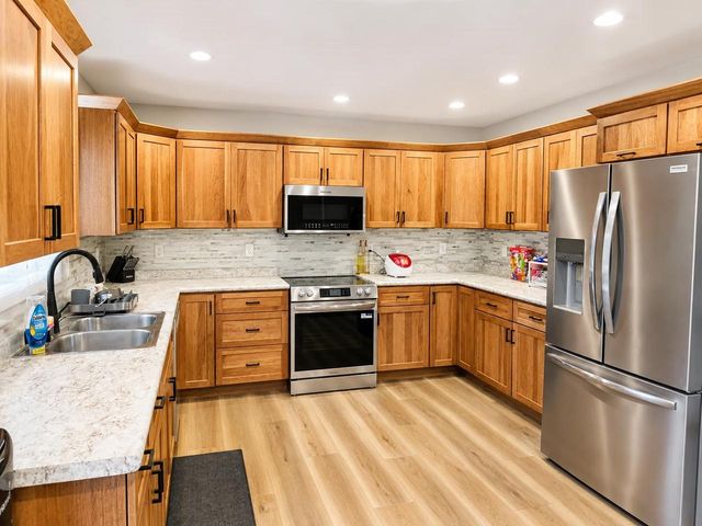 8894 VOIT LANE, Nekoosa, WI 54457