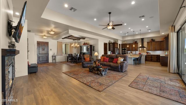 34709 N 48th Street, Cave Creek, AZ 85331