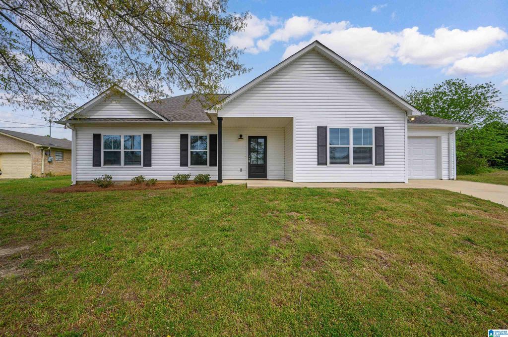 225 4TH COURT, Pleasant Grove, AL 35127