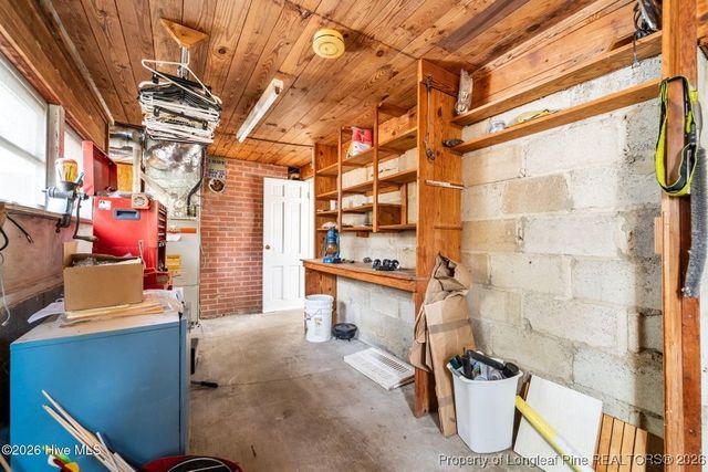 376 Foxfire Road, Aberdeen, NC 28315