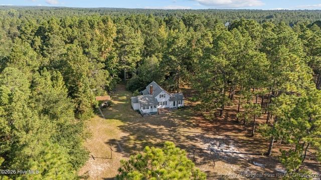 376 Foxfire Road, Aberdeen, NC 28315