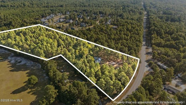 376 Foxfire Road, Aberdeen, NC 28315