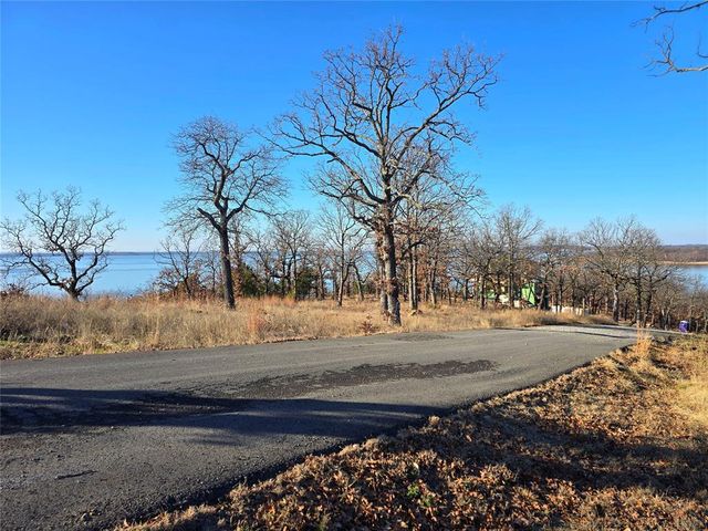 182 Patriot Point, Eufaula, OK 74432