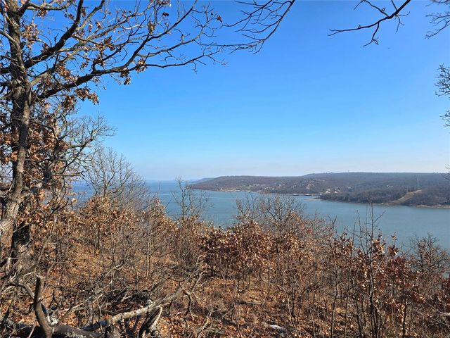 182 Patriot Point, Eufaula, OK 74432