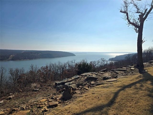 182 Patriot Point, Eufaula, OK 74432