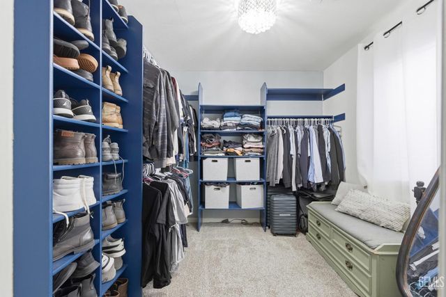 245 Sherman Peak Drive, Bakersfield, CA 93308