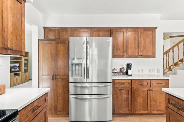 8659 Quinwood Lane N, Maple Grove, MN 55369