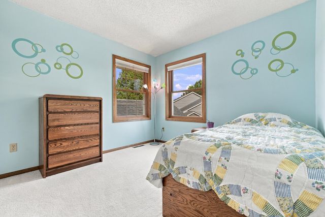 8659 Quinwood Lane N, Maple Grove, MN 55369