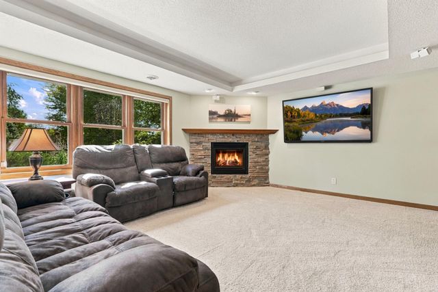 8659 Quinwood Lane N, Maple Grove, MN 55369