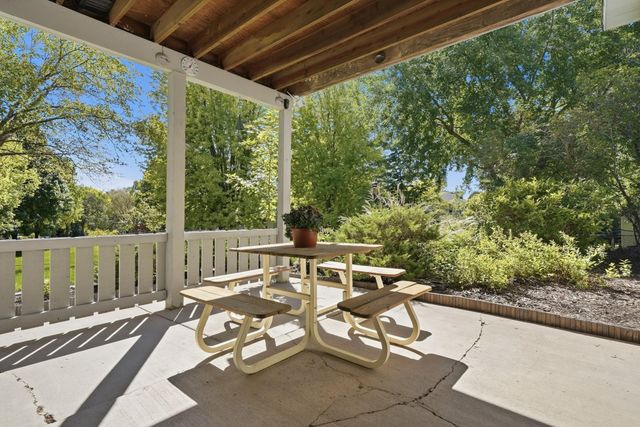 8659 Quinwood Lane N, Maple Grove, MN 55369