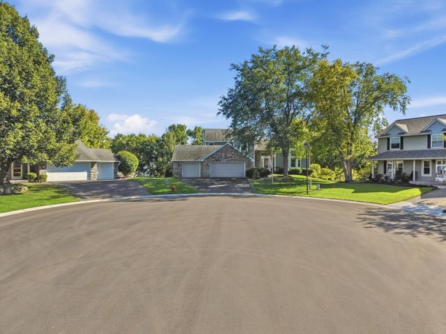8659 Quinwood Lane N, Maple Grove, MN 55369