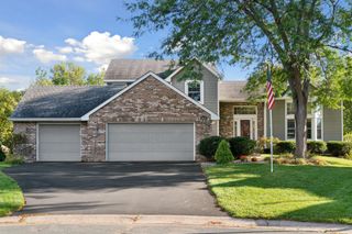 8659 Quinwood Lane N, Maple Grove, MN 55369