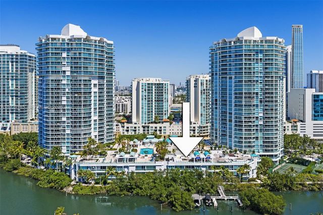 16400 Collins Ave TH-4, Sunny Isles Beach, FL 33160