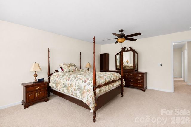 427 Inlet Place Drive, Winston Salem, NC 27127