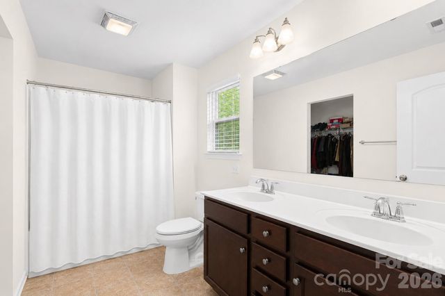 427 Inlet Place Drive, Winston Salem, NC 27127
