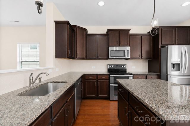 427 Inlet Place Drive, Winston Salem, NC 27127