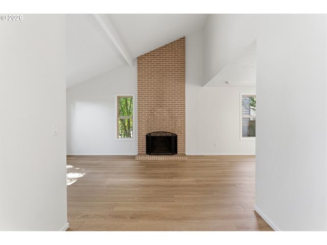 9851 Se KING Way, Happy Valley, OR 97086