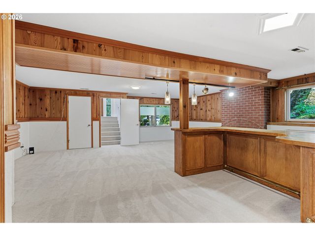 9851 Se KING Way, Happy Valley, OR 97086