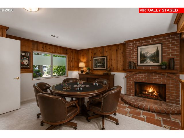 9851 Se KING Way, Happy Valley, OR 97086