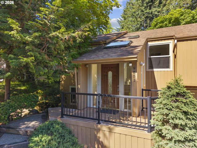 9851 Se KING Way, Happy Valley, OR 97086