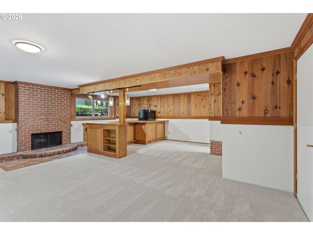 9851 Se KING Way, Happy Valley, OR 97086